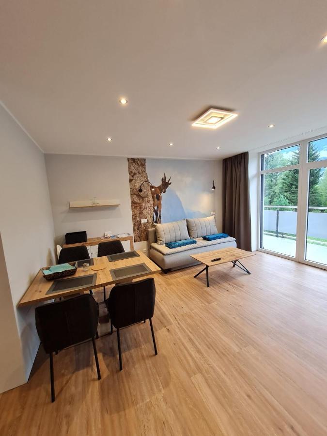 Ferienapartments Bensch - Haus Reiskofel Reisach Buitenkant foto